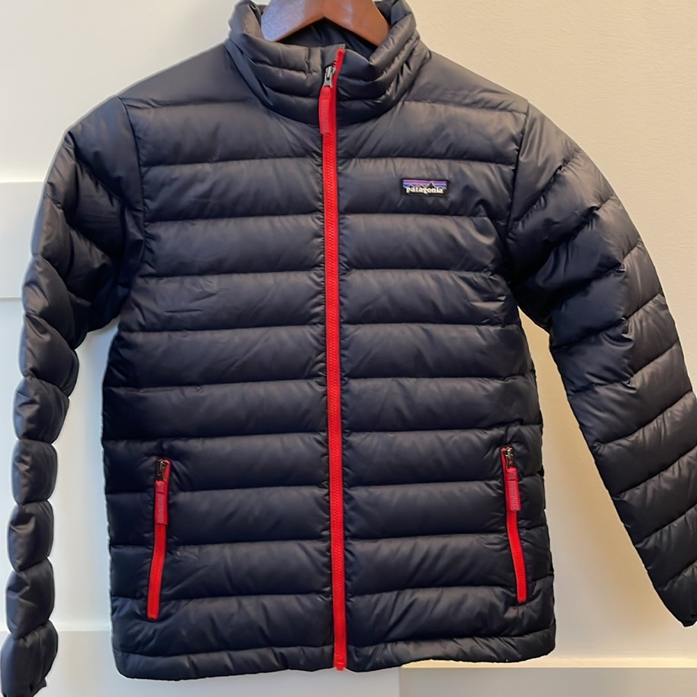 NWOT size M/10
Patagonia® Worn Wear
Boys' Down Sweater
Style #
68245